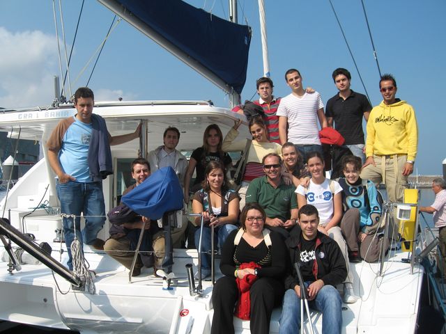 Clinic Joven emprenda Navegación catamarán