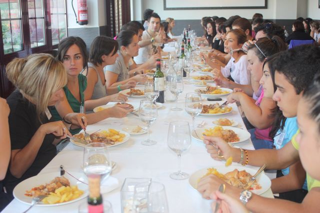 Clinic Joven emprenda Comida Restaurante Dársena