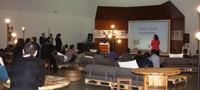 Asturias joven emprenda Presentación CLINIC en Gijón
