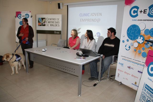Asturias joven emprenda Presentación CLINIC en Luarca