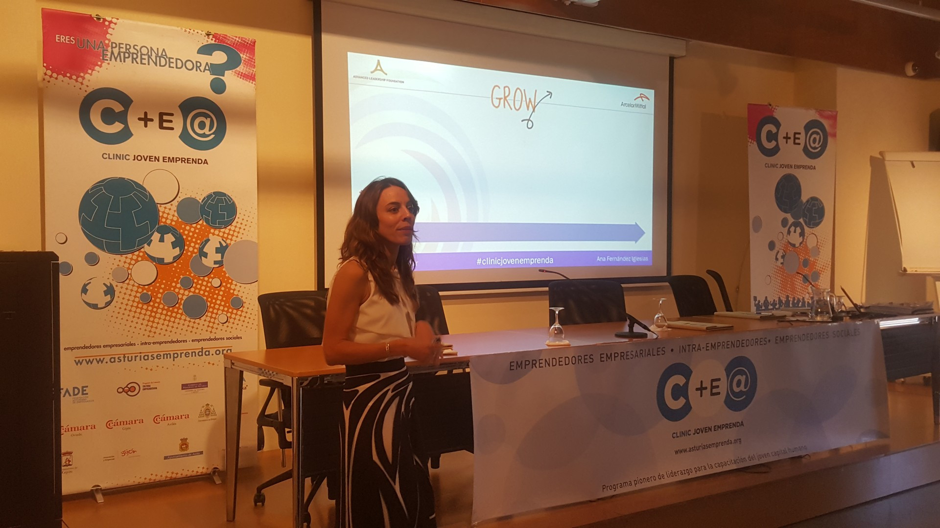 Asturias joven emprenda Charla Ana fdez Iglesias