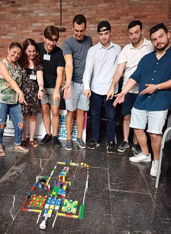 Asturias joven emprenda Lego