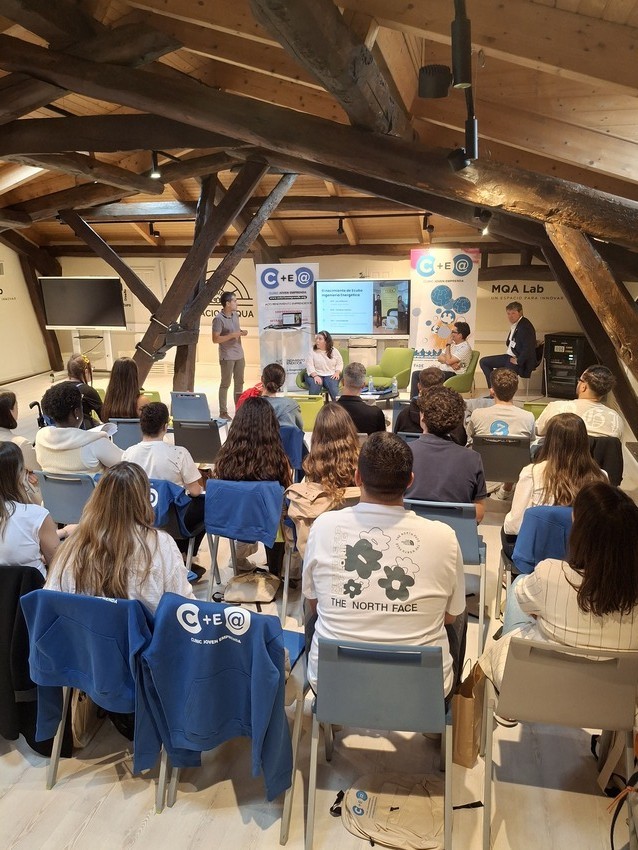 Asturias joven emprenda Cliniqueros