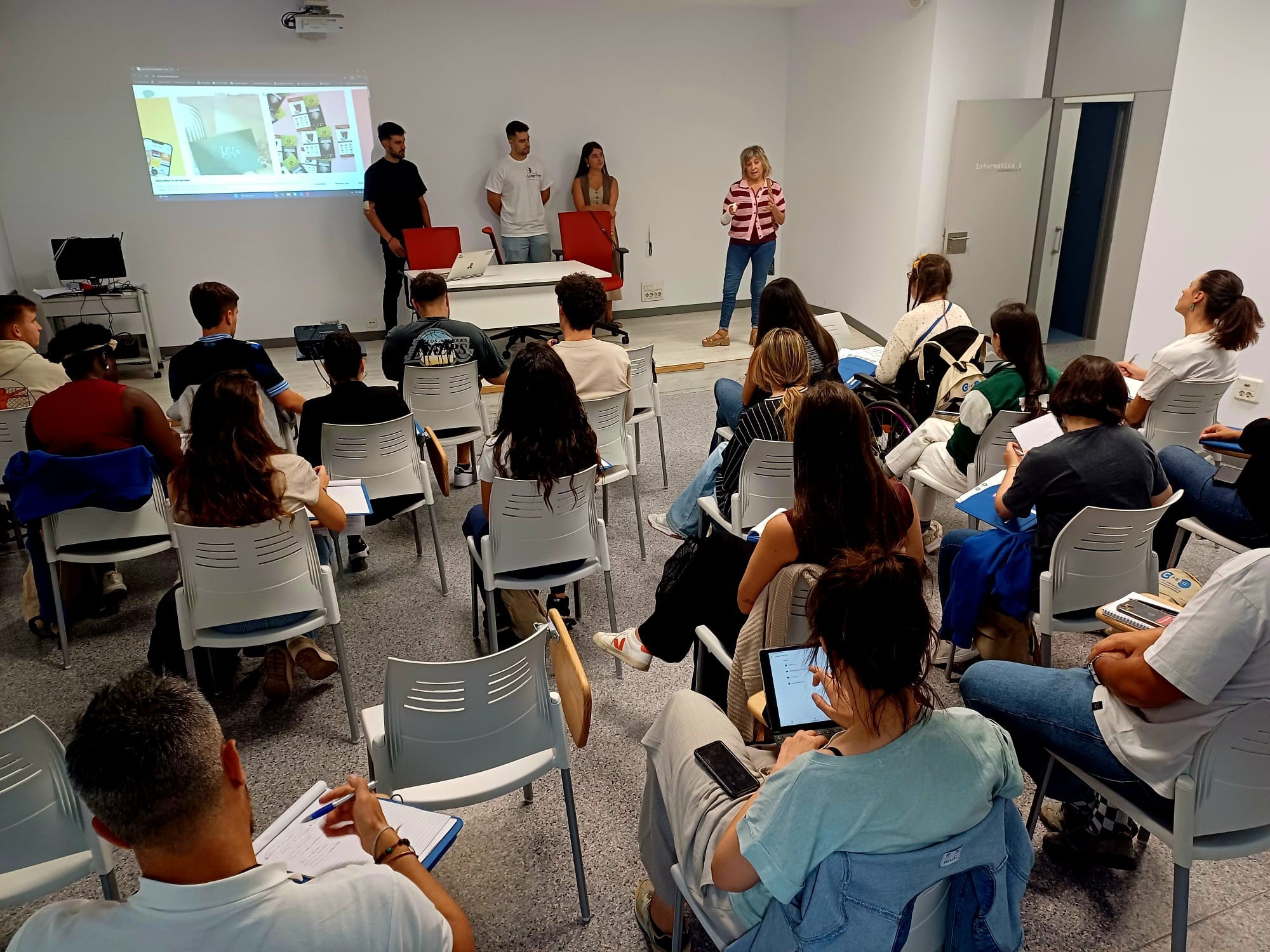 Asturias joven emprenda Factoria Cultural